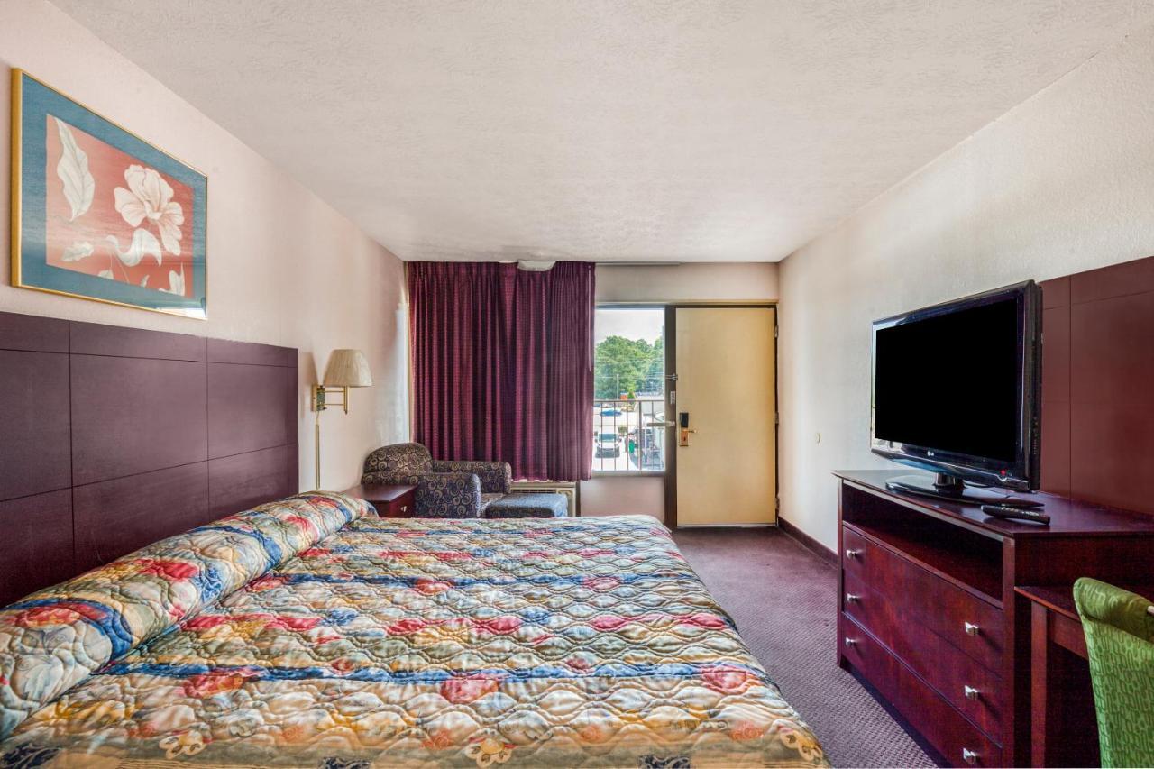 Oyo Hotel Decatur I-20 East & Wesley Club Dr Extérieur photo