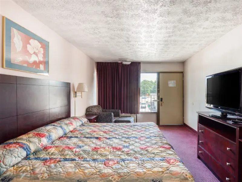 Oyo Hotel Decatur I-20 East & Wesley Club Dr Extérieur photo