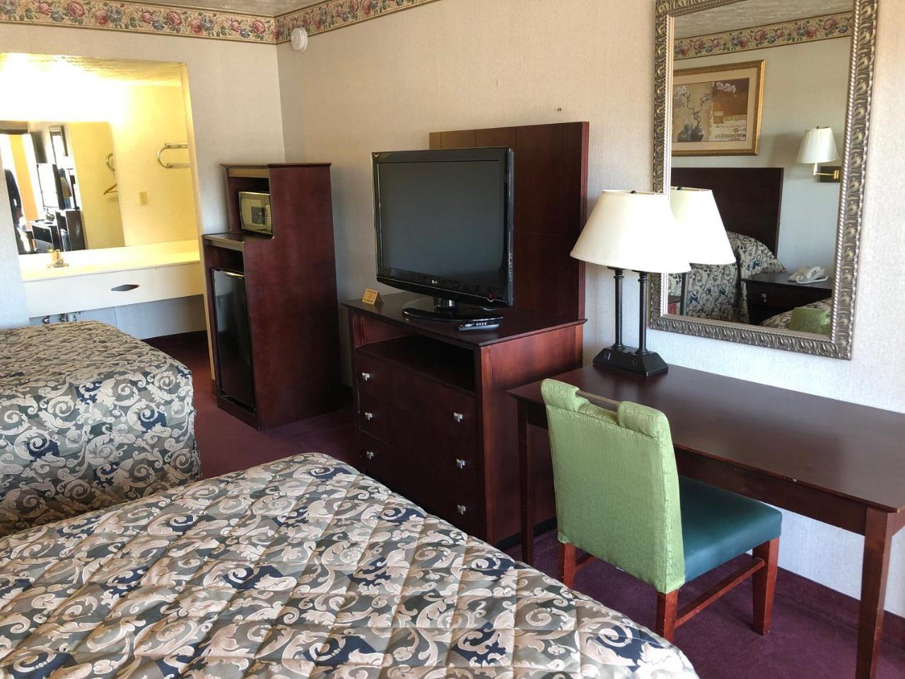 Oyo Hotel Decatur I-20 East & Wesley Club Dr Extérieur photo